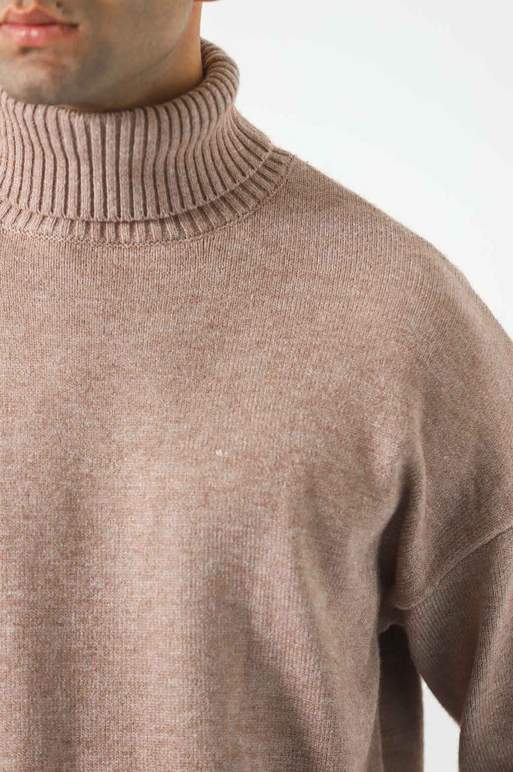 MELANGE BEIGE RELAXED HIGH-NECK SWEATER