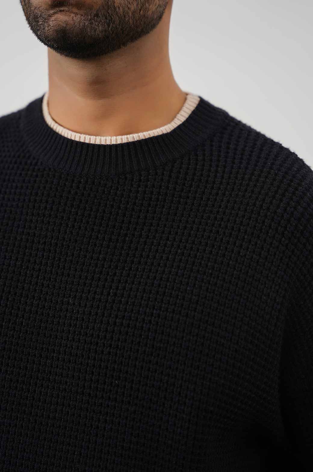 BLACK CONTRAST JUMPER