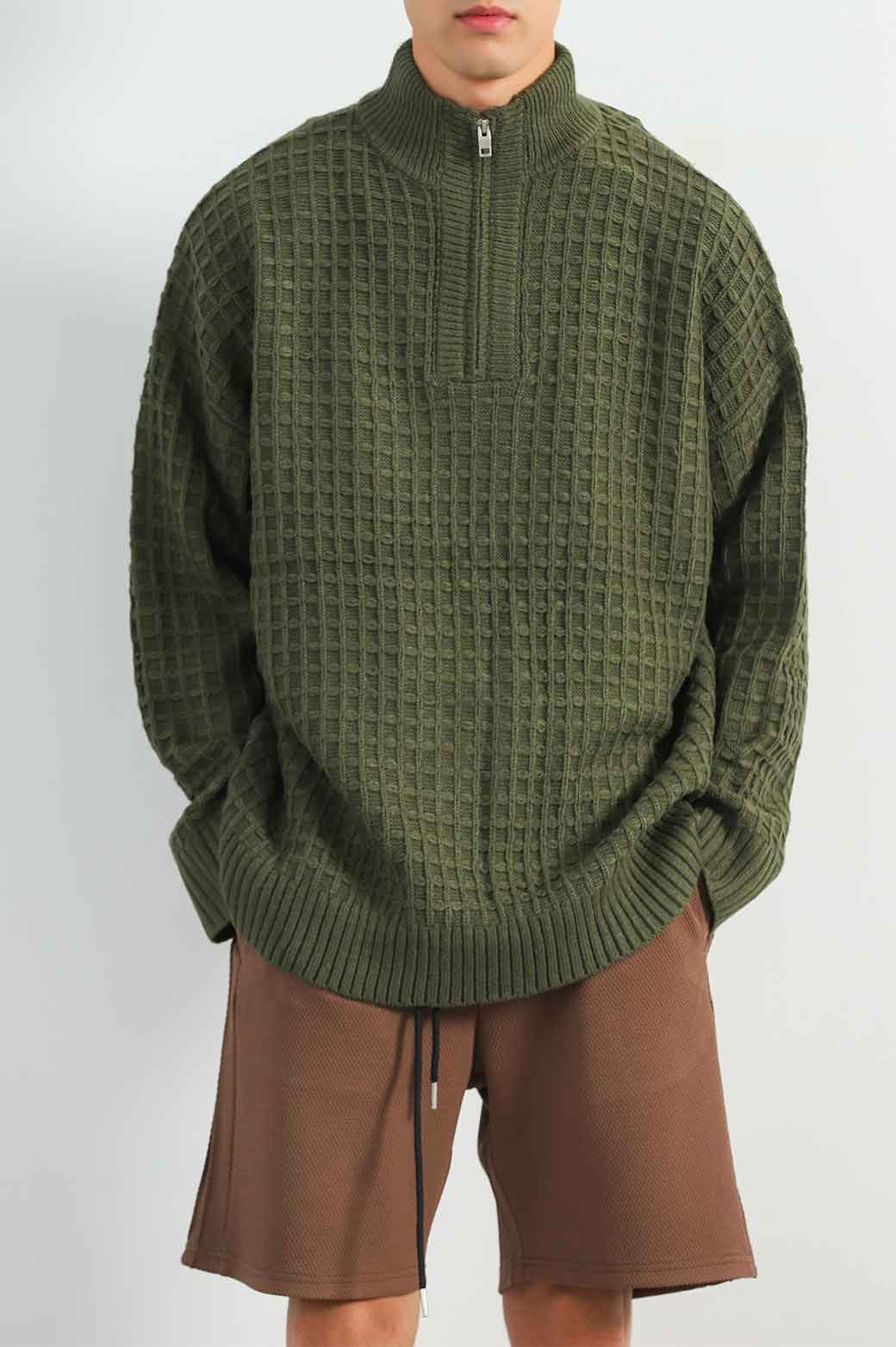 GREEN RELAXED MOCK NECK SWEATER