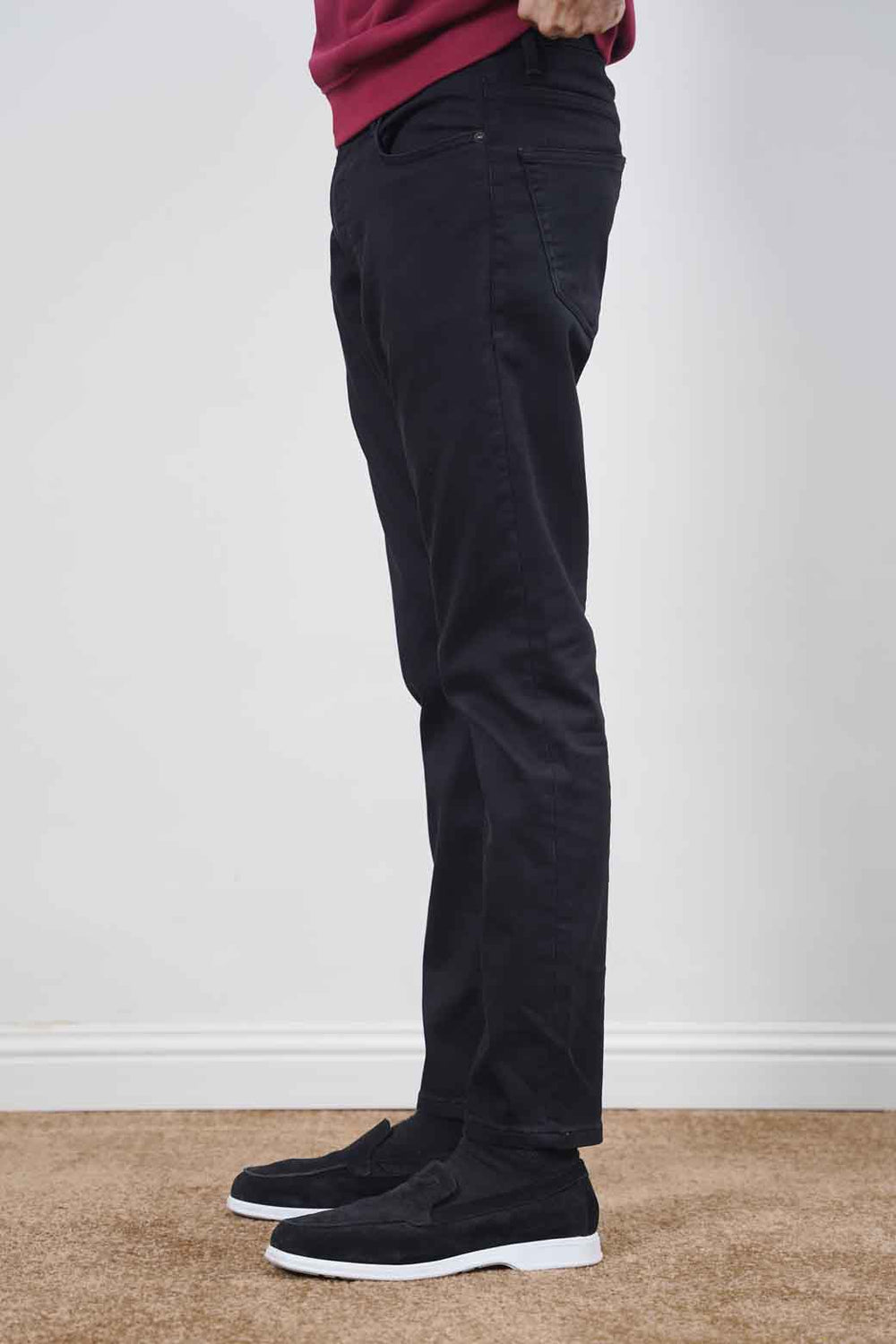 BLACK SLIM FIT JEANS