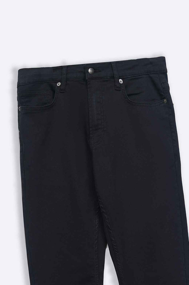 BLACK SLIM FIT JEANS