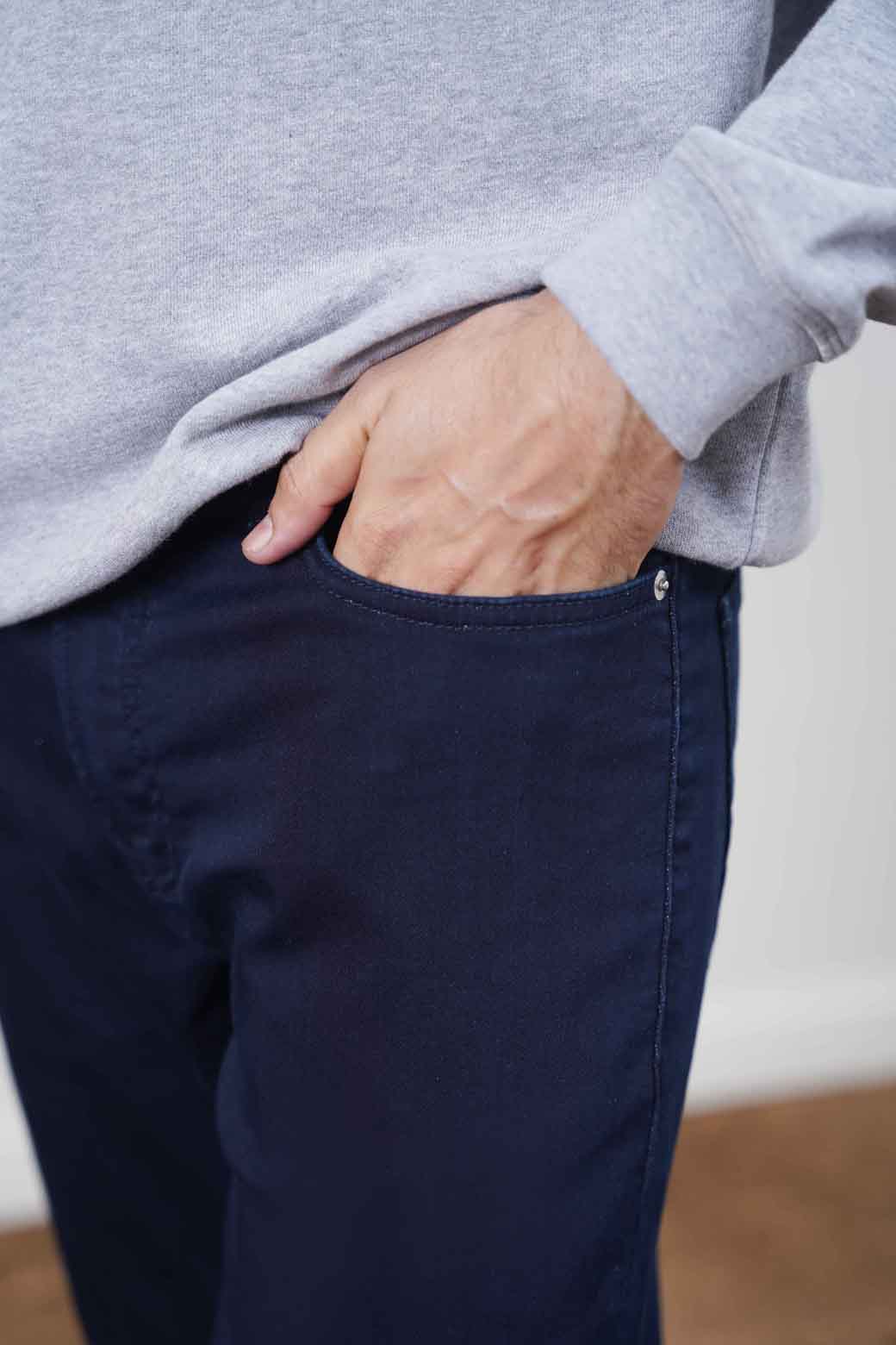 BLUE SLIM FIT JEANS