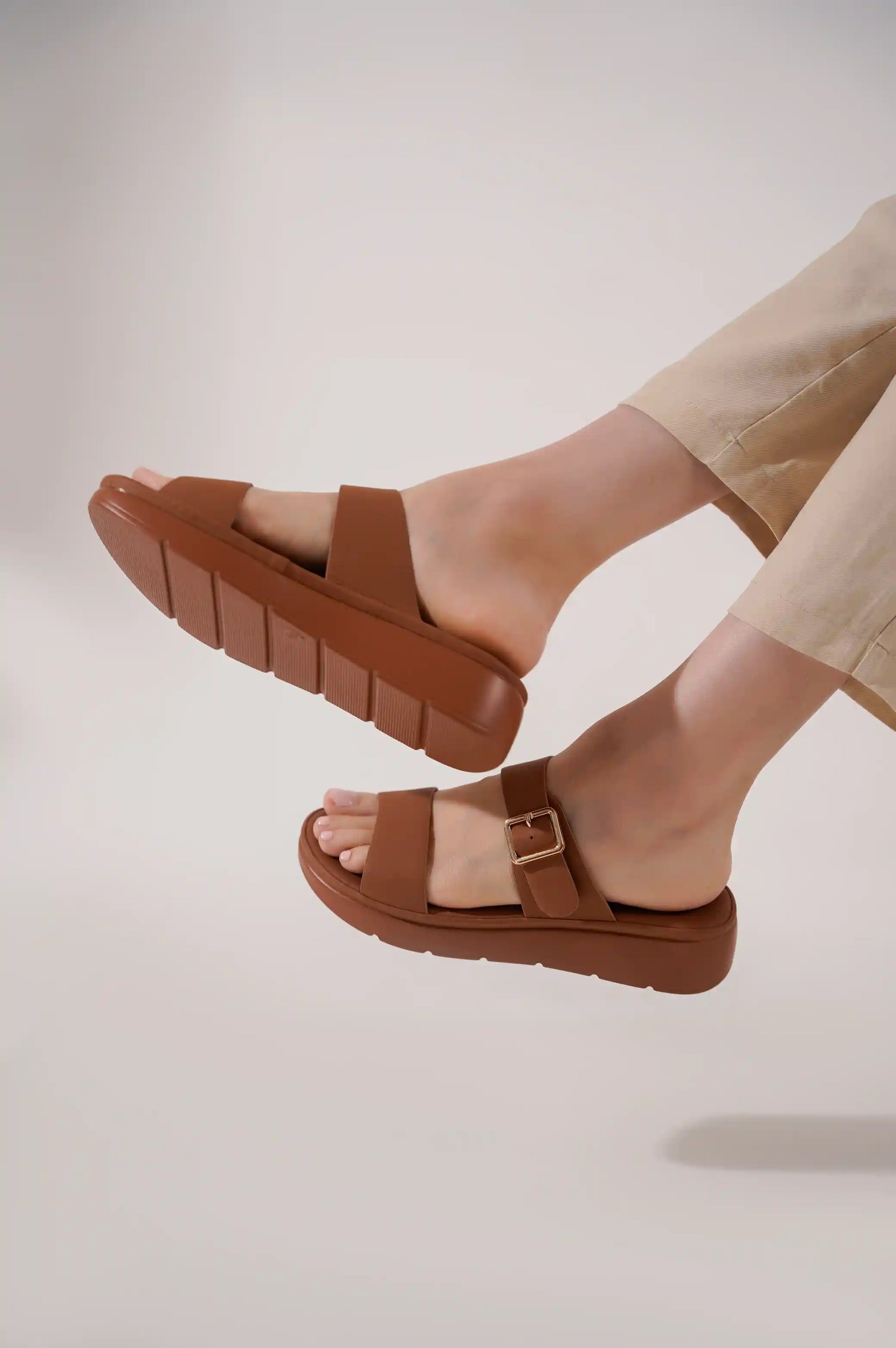 BROWN ECO MAMA SLIDES