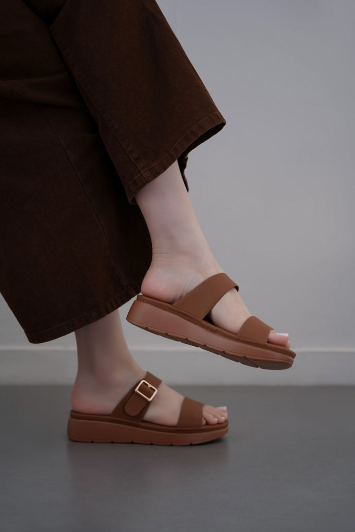 BROWN ECO MAMA SLIDE