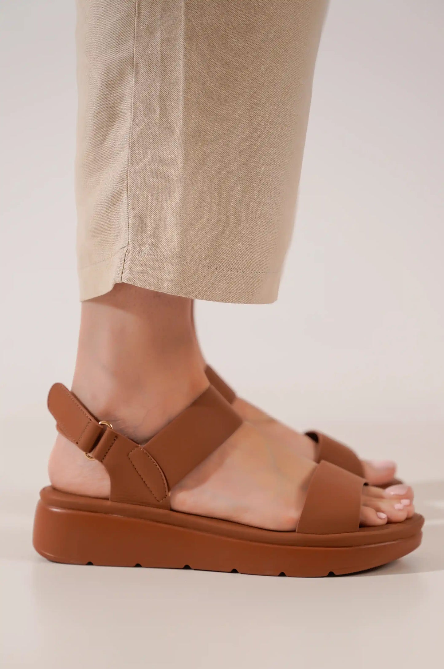 BROWN LIVE WELL MAMA SANDAL