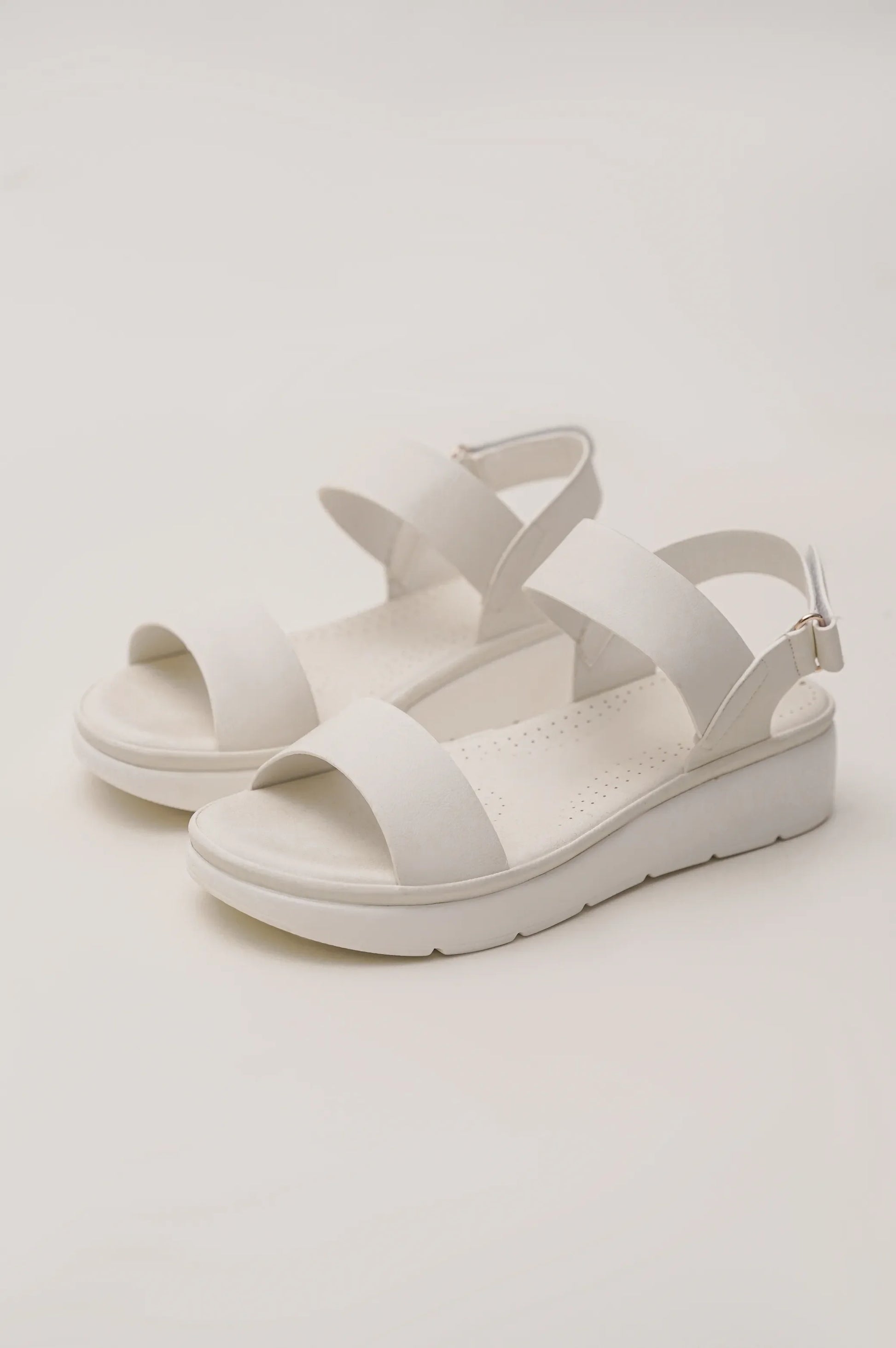 WHITE LIVE WELL MAMA SANDAL
