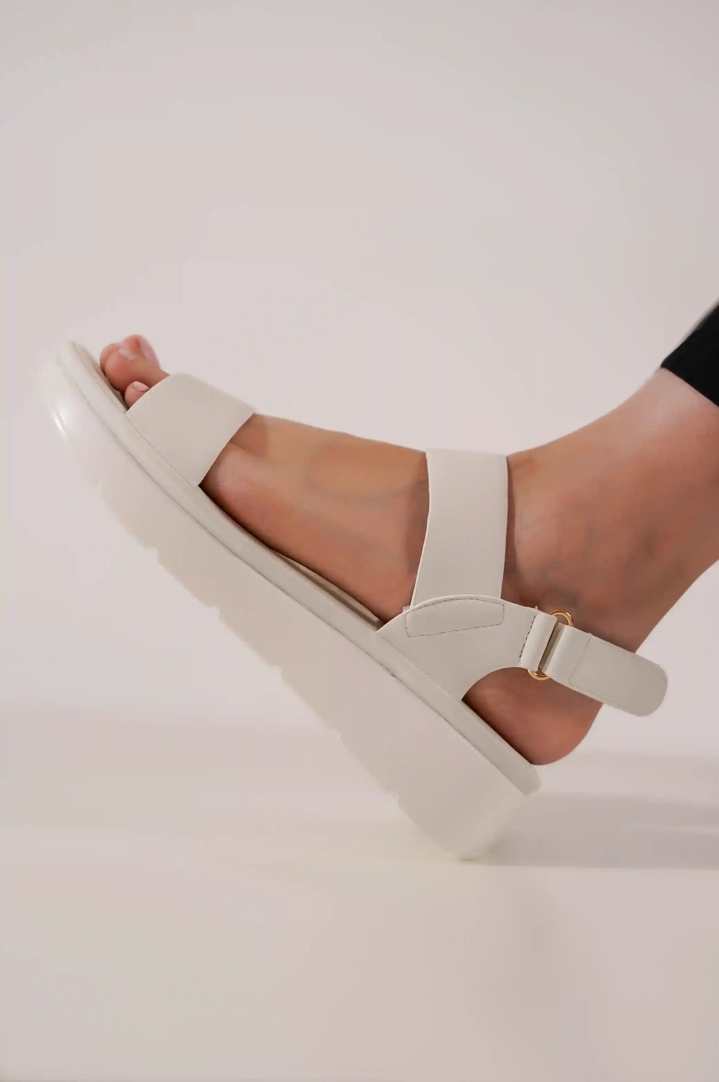 WHITE LIVE WELL MAMA SANDAL