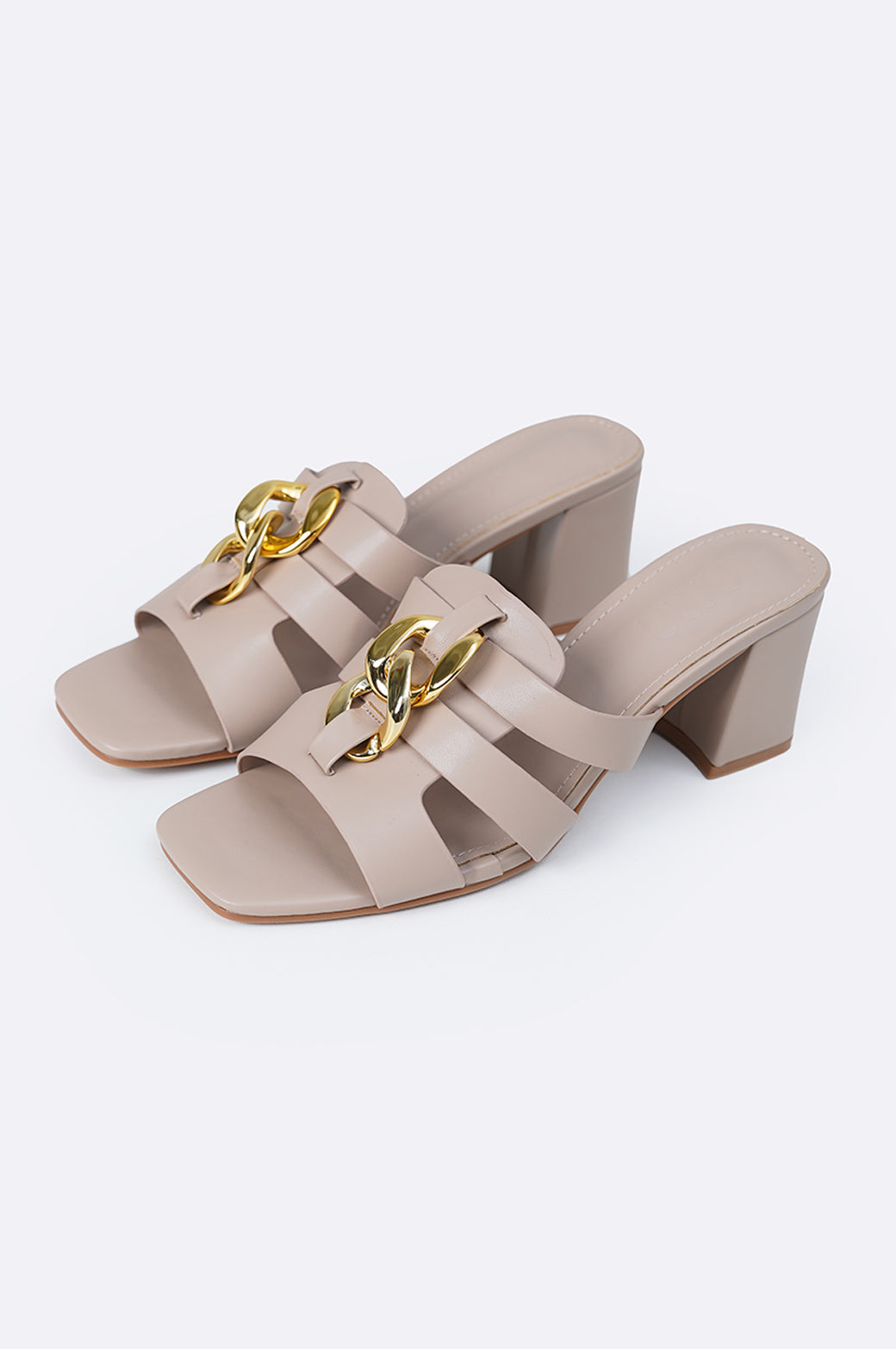 BEIGE CHAIN BLOCK HEELS