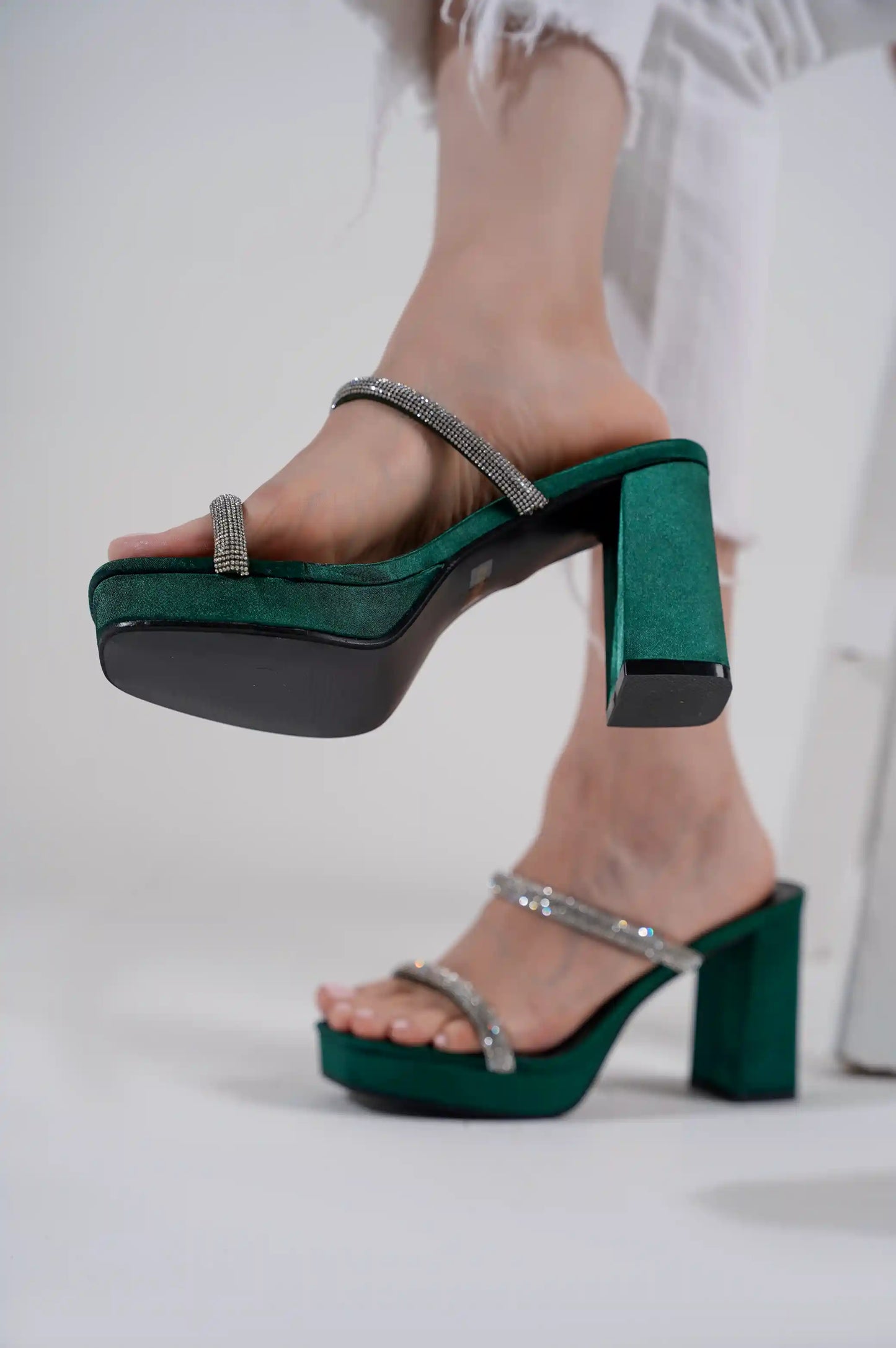 DARK GREEN CRYSTAL BLOCK HEELS