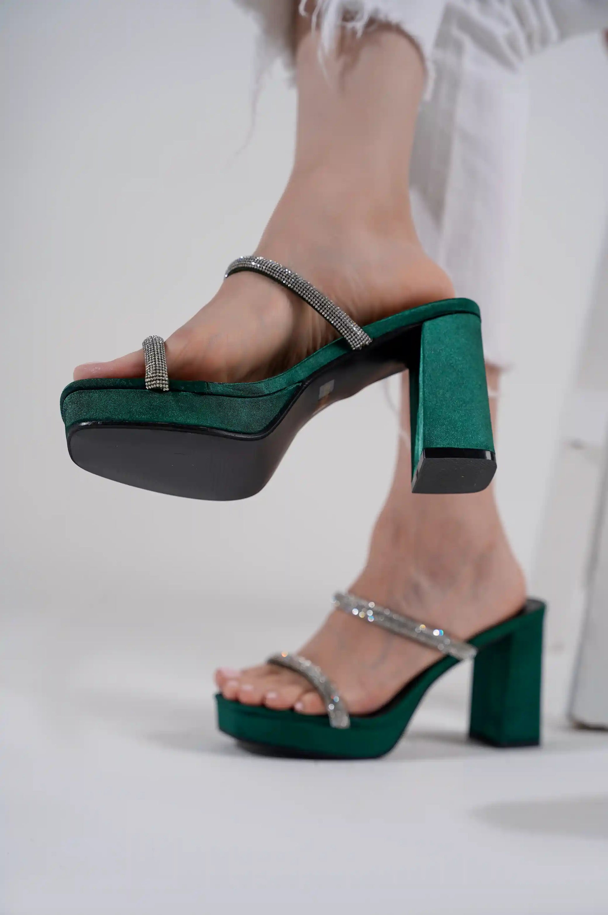 DARK GREEN CRYSTAL BLOCK HEELS