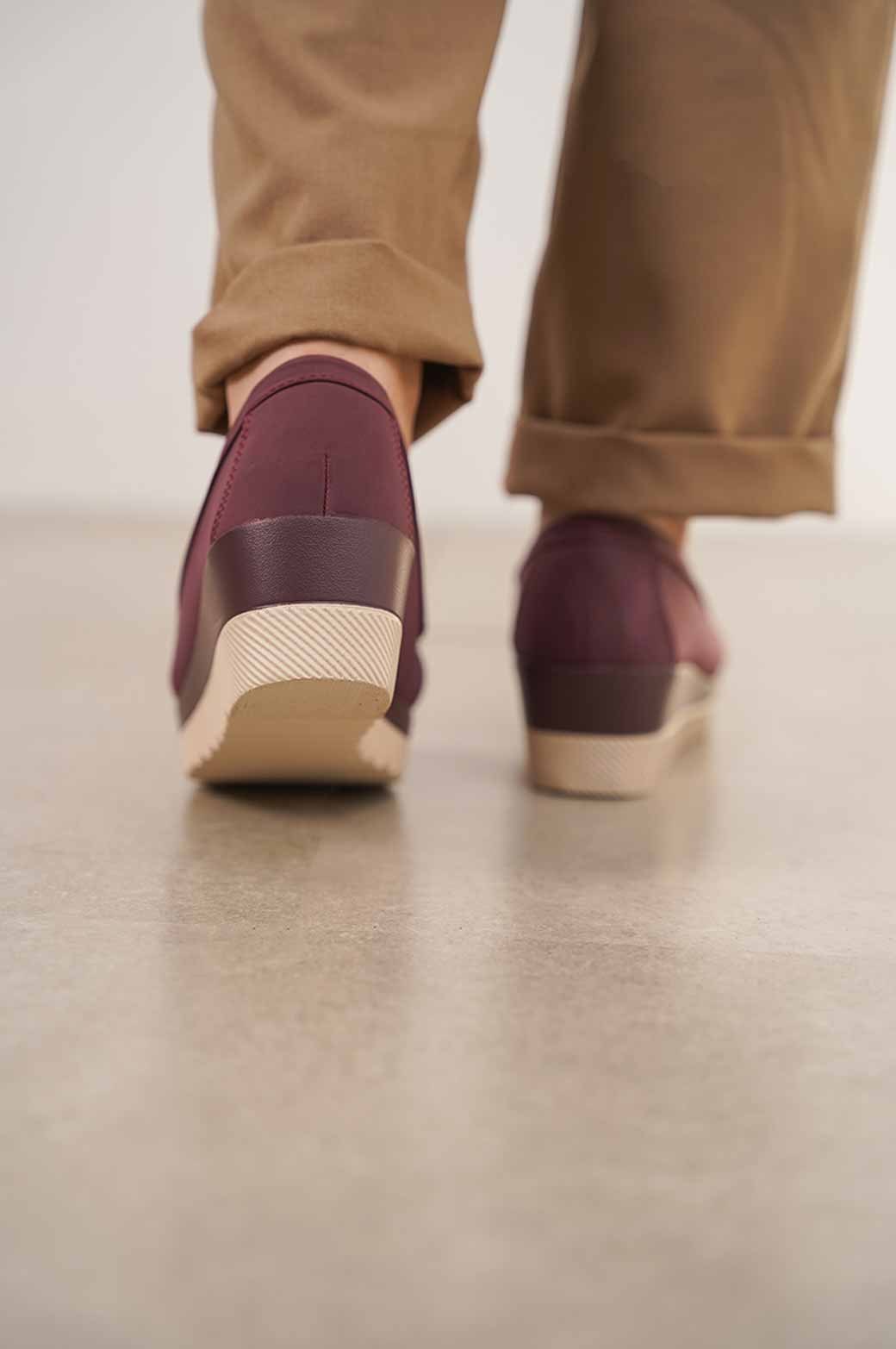 WINE REFLECT MAMA PLATFORM LOAFERS