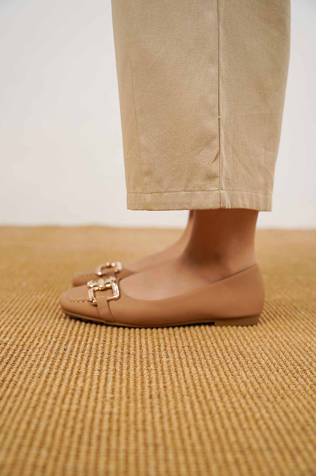 BEIGE MIA MAMA PUMPS