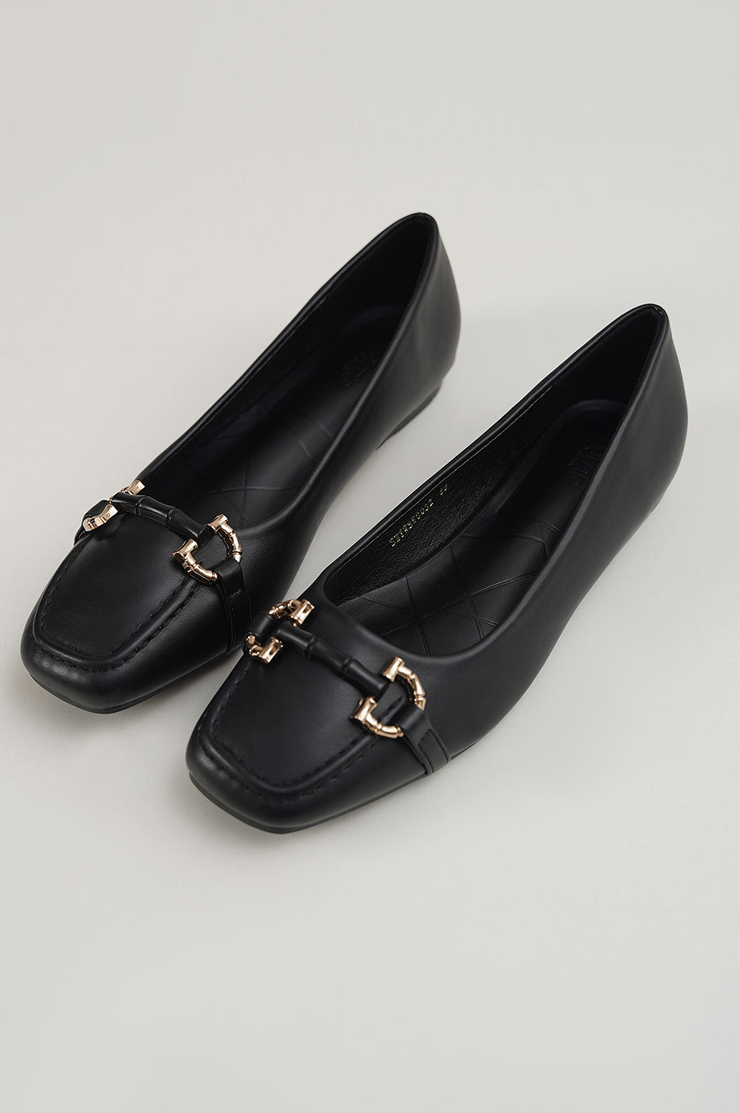 BLACK LEILA MAMA FLATS