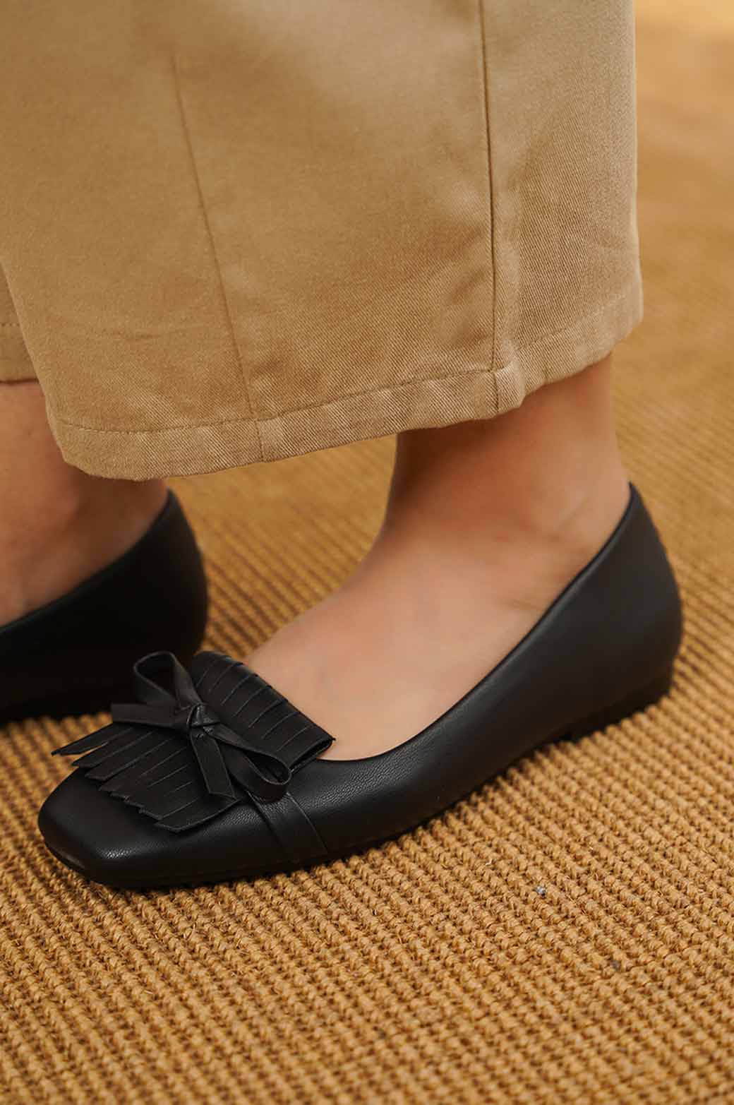 BLACK MADDIE MAMA LOAFERS