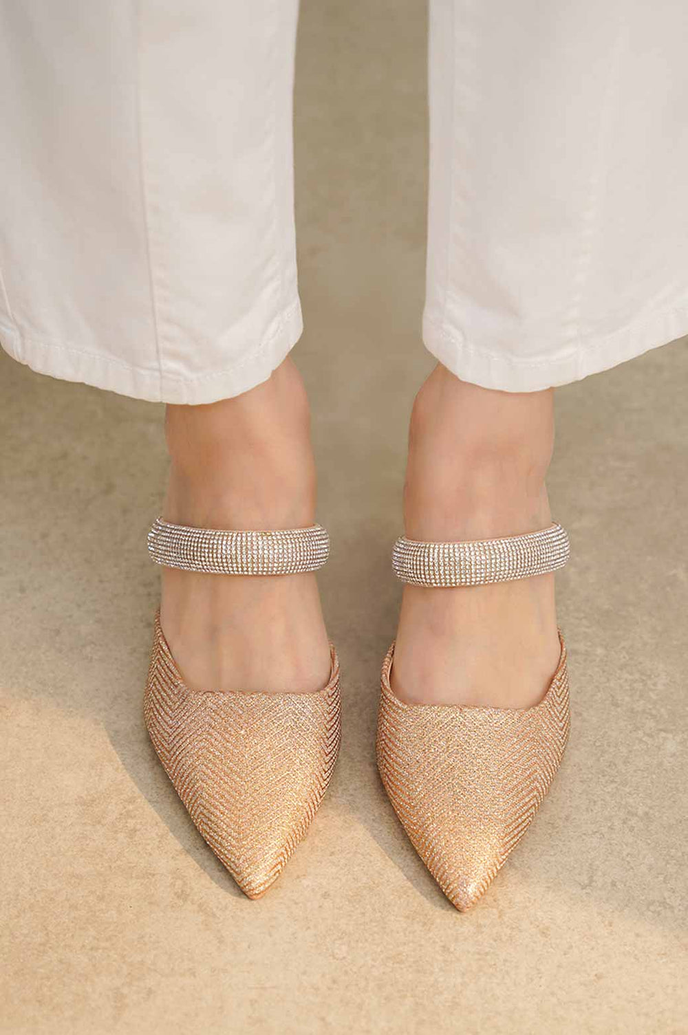 CHAMPAGNE MERYL PARTY HEEL