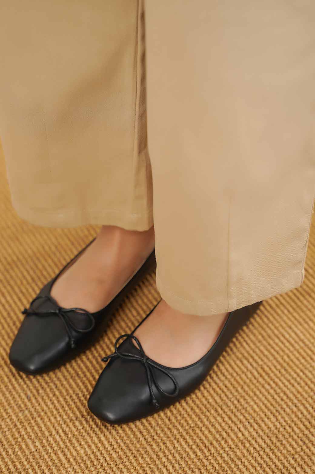 BLACK BALLET PUMPS