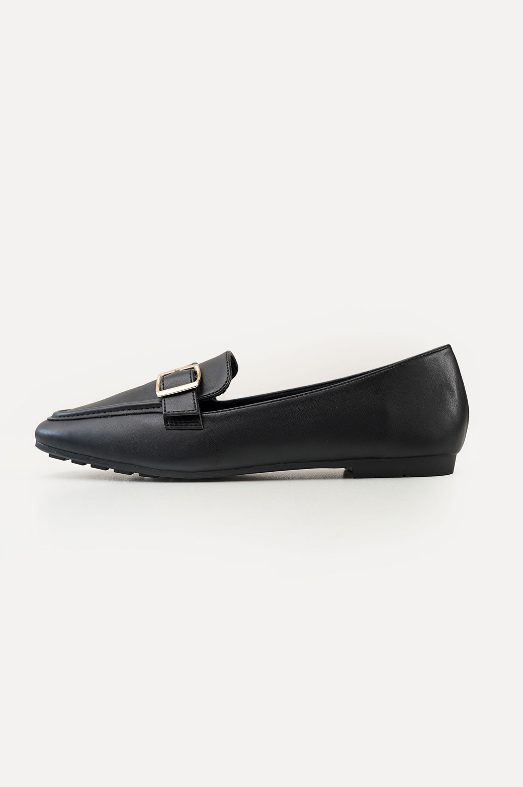 BLACK LOAFERS WITH BUCKLE