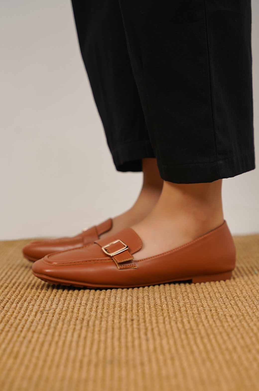 TAN LOAFERS WITH BUCKLE