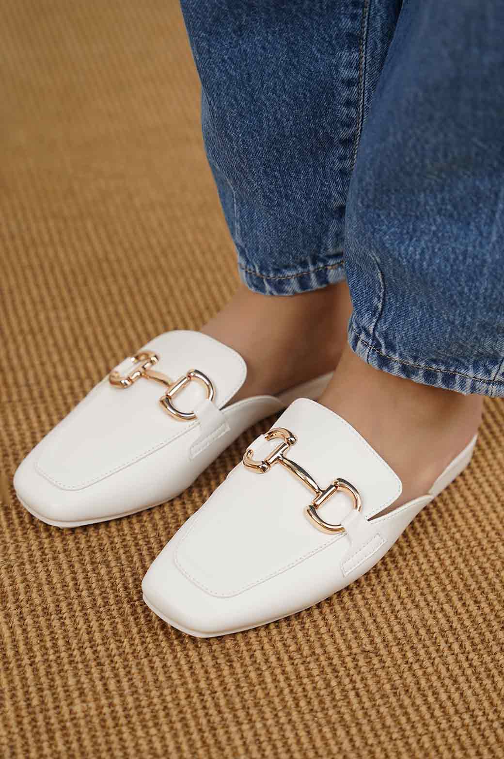 OFF WHITE SMART MULES WITH BUCKLE