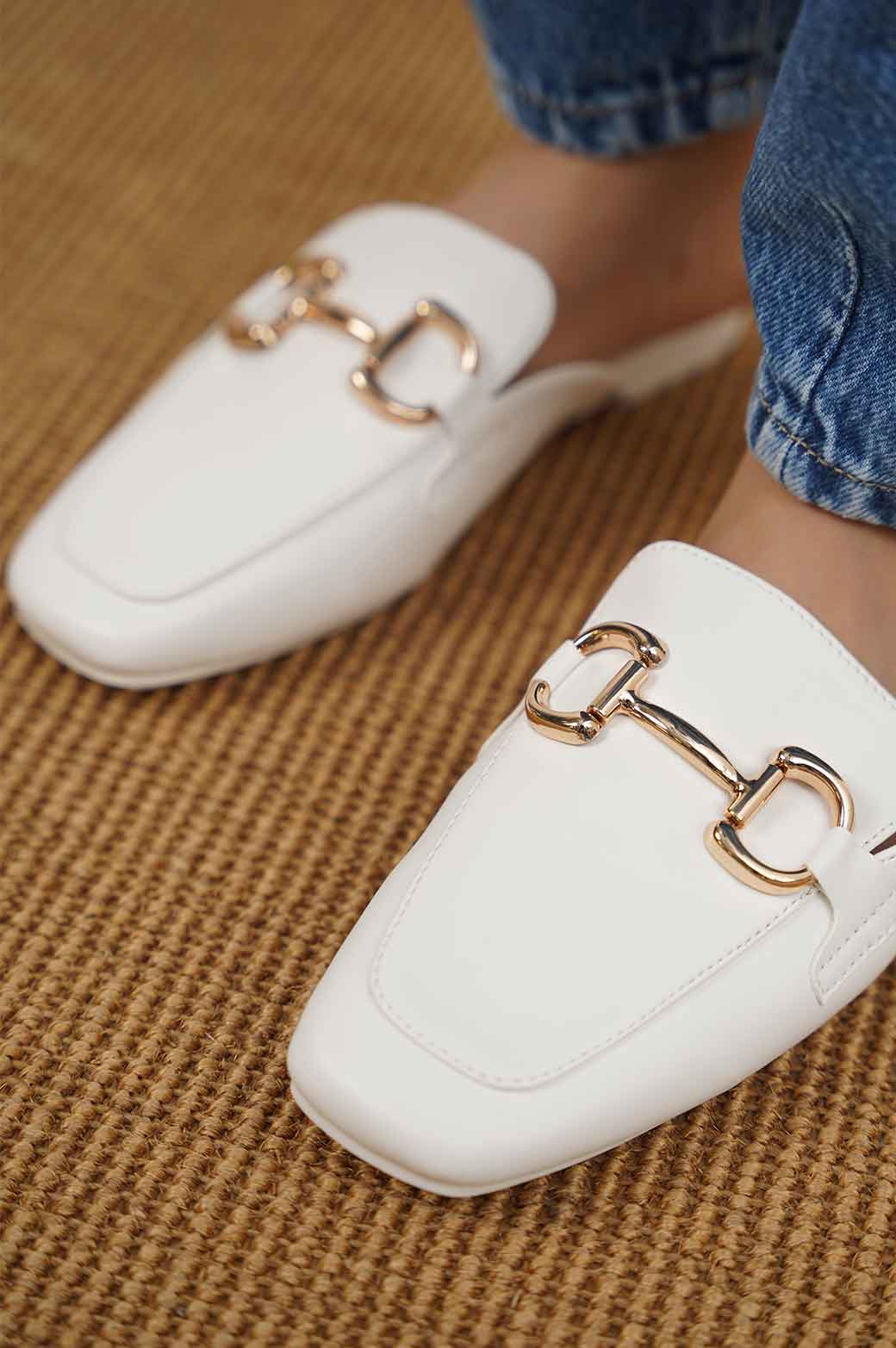 OFF WHITE SMART MULES WITH BUCKLE