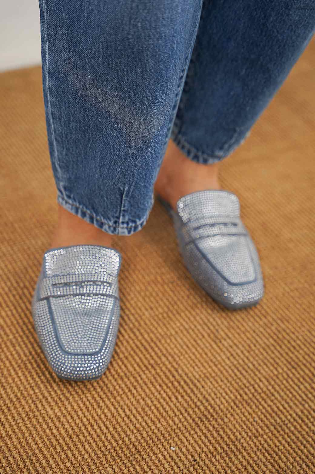 BLUE CRYSTAL SPRAY MULES