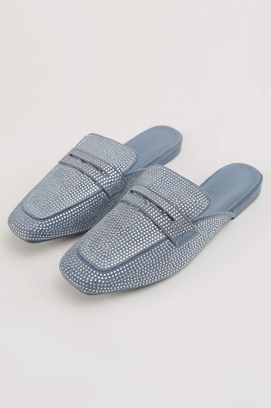 BLUE CRYSTAL SPRAY MULES