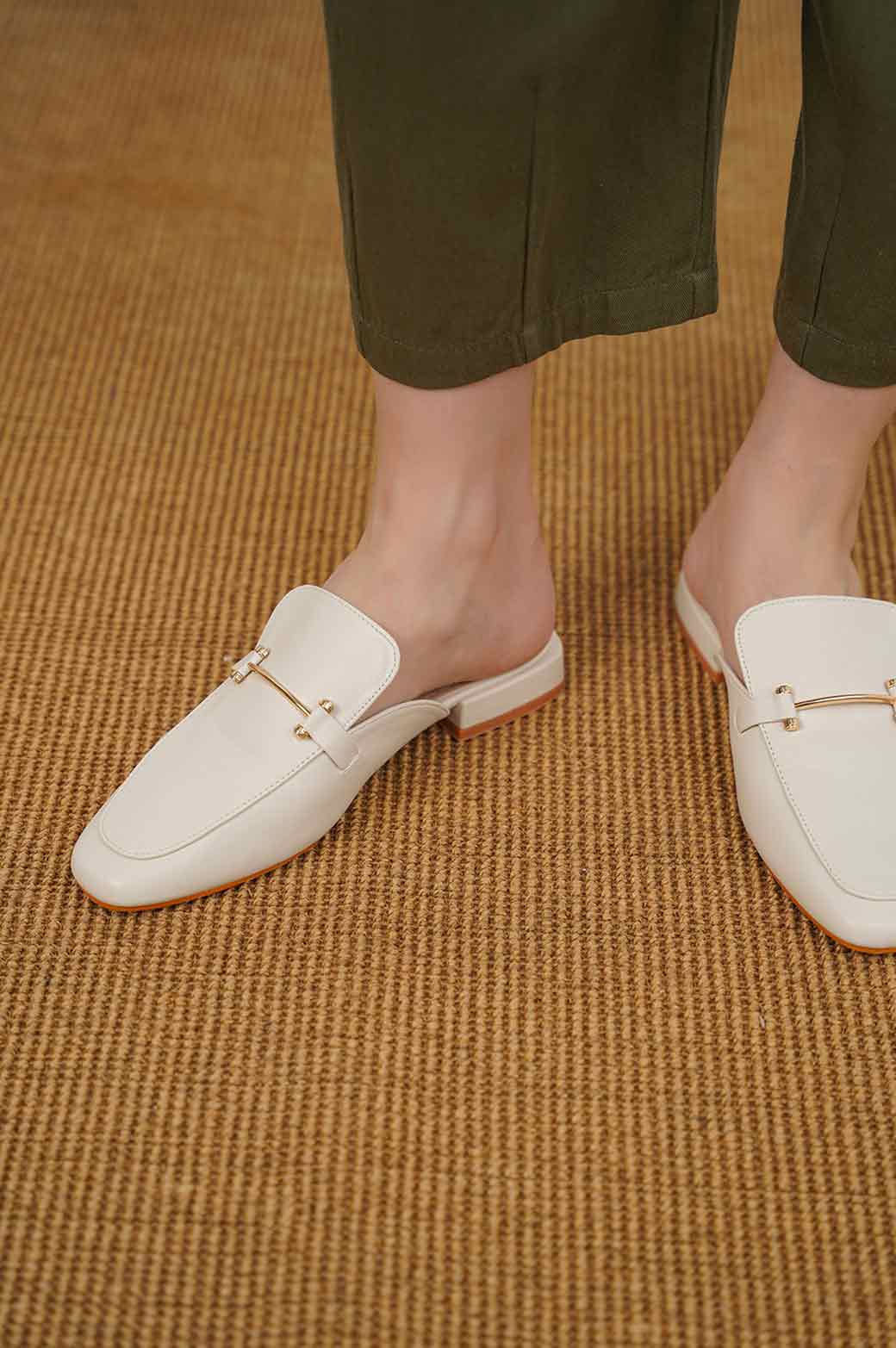OFF WHITE MINIMALIST MULES