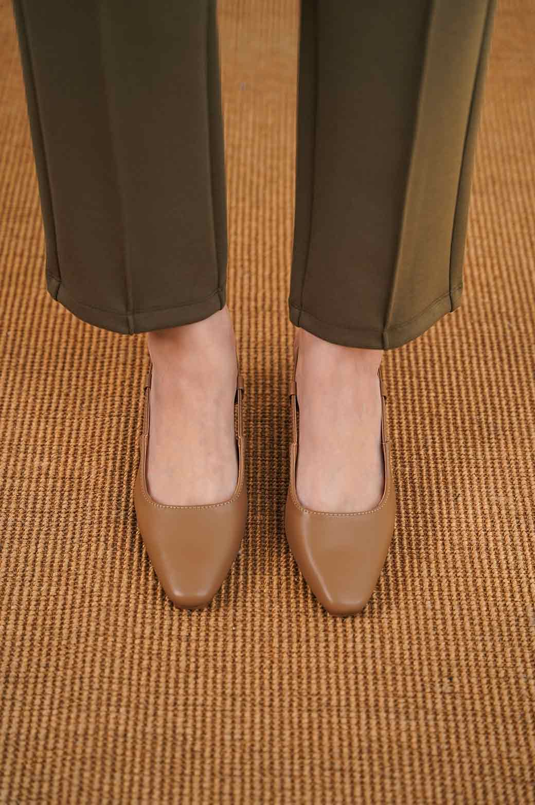 KHAKI EVERYDAY HEEL