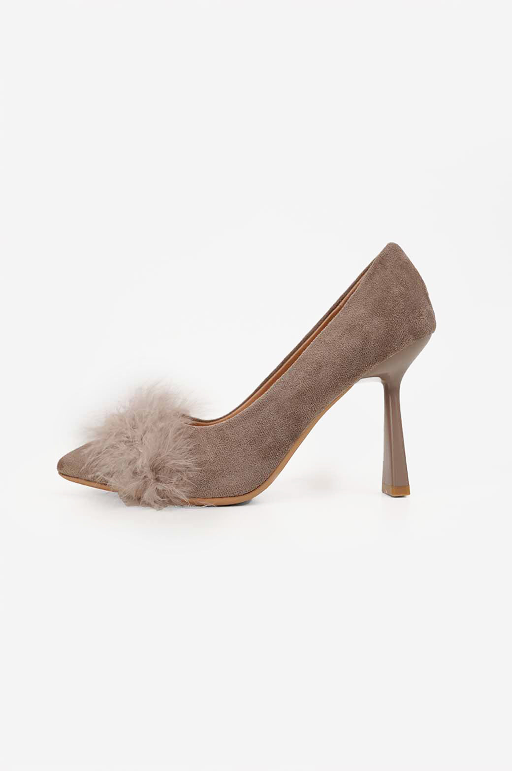 TAUPE HEEL WITH FUR
