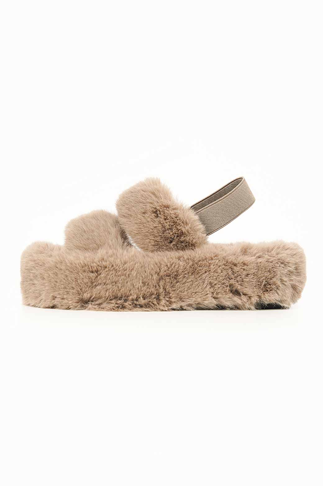 KHAKI PLATFORM FUR SLIDES