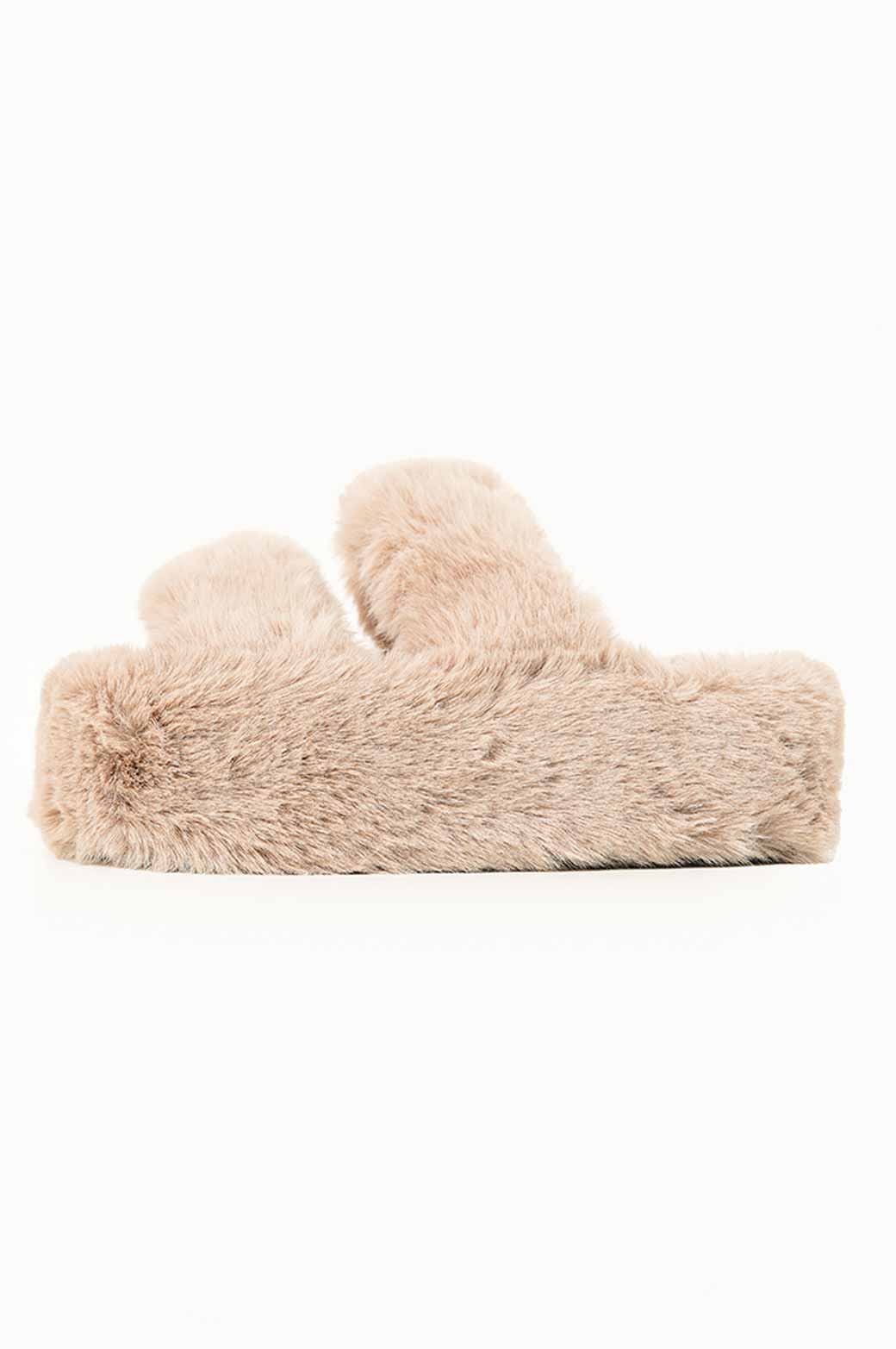 BEIGE PLATFORM FUR SLIDES