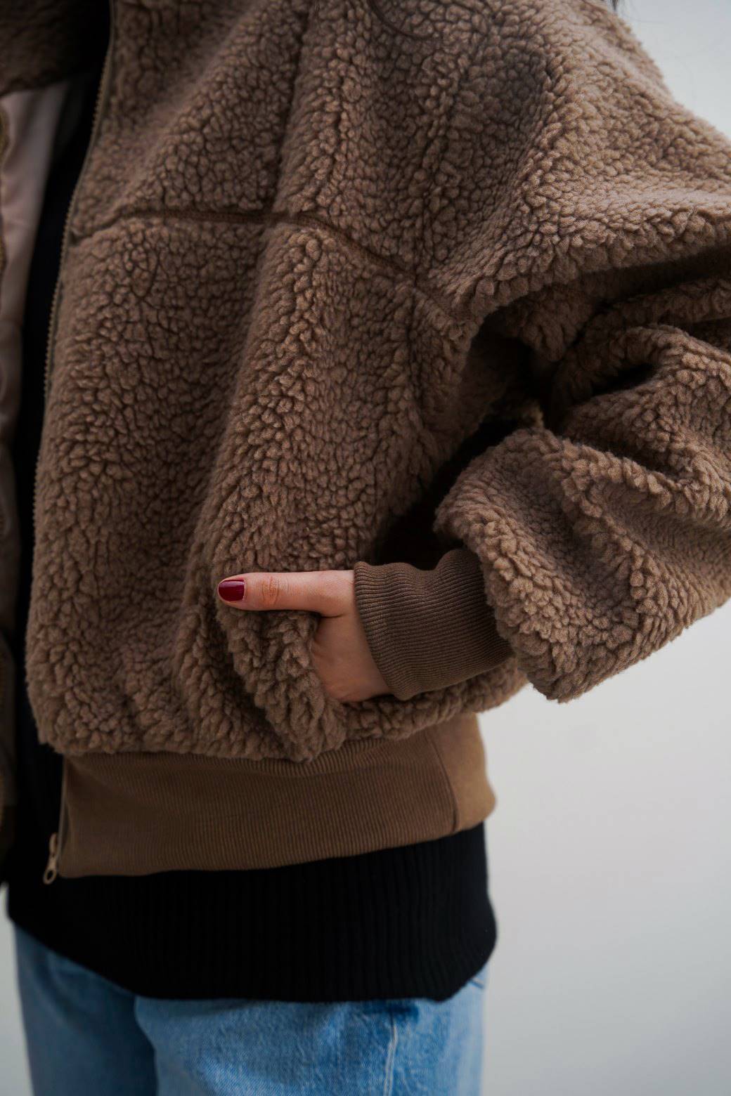 BROWN SHORT SHERPA JACKET