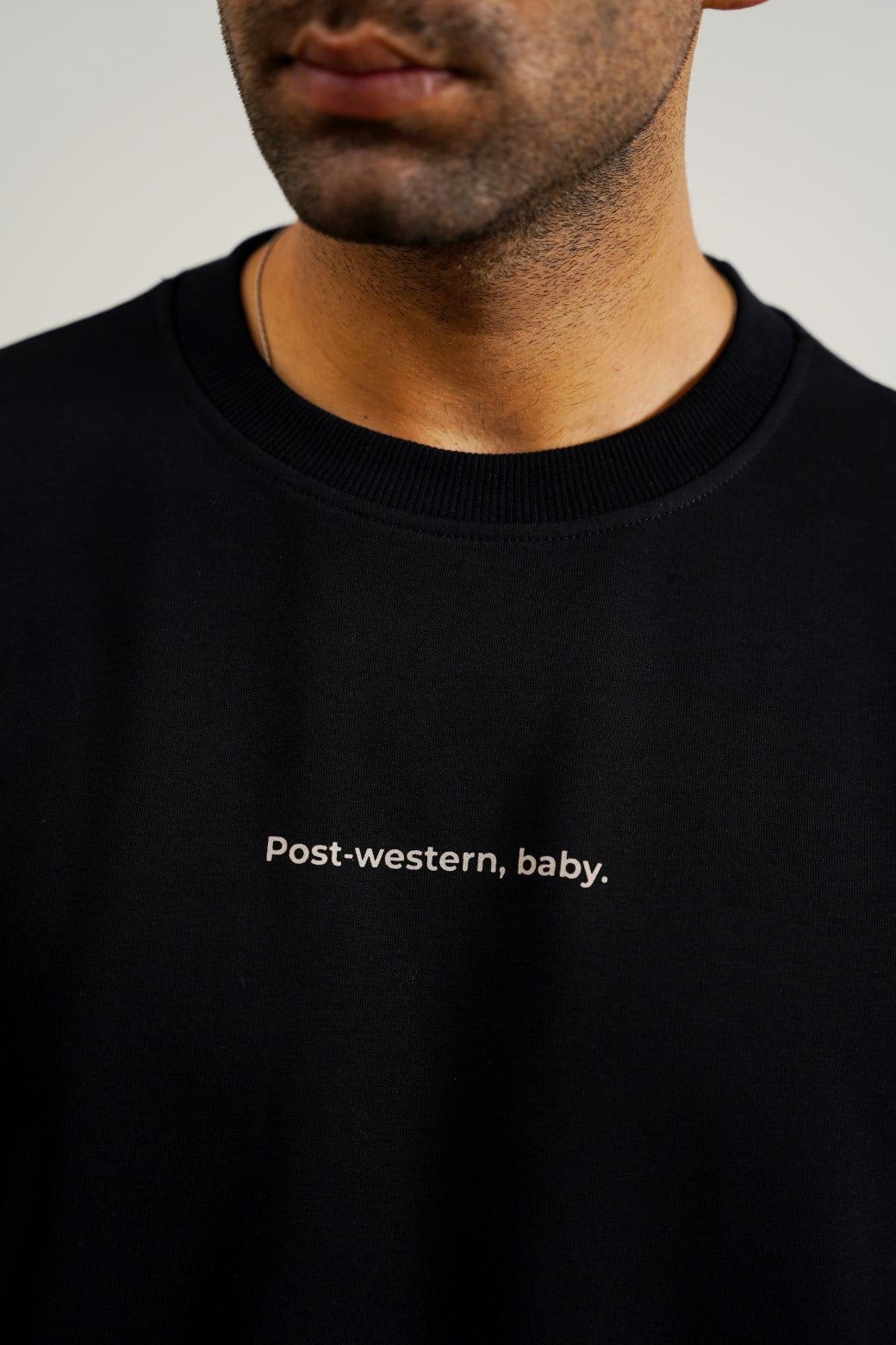 BLACK POST WESTERN UNISEX SWEATSHIRT