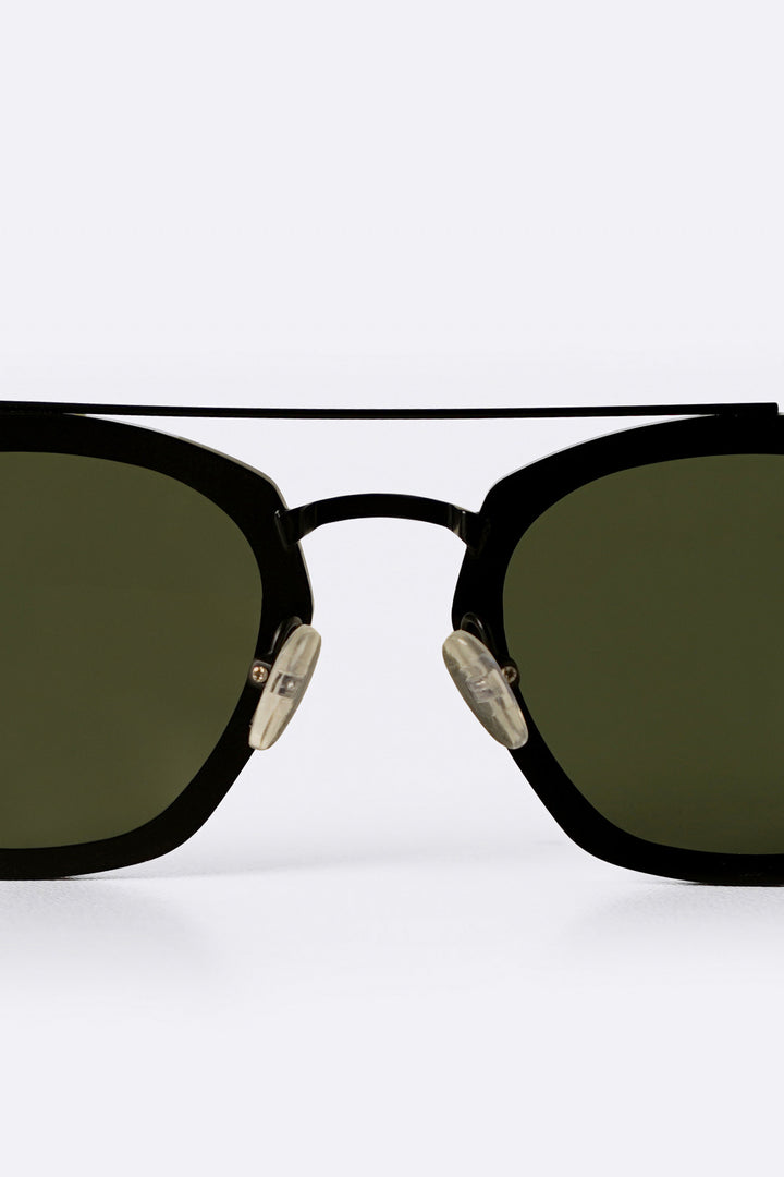 BLACK GREEN UNI SUN GLASSES