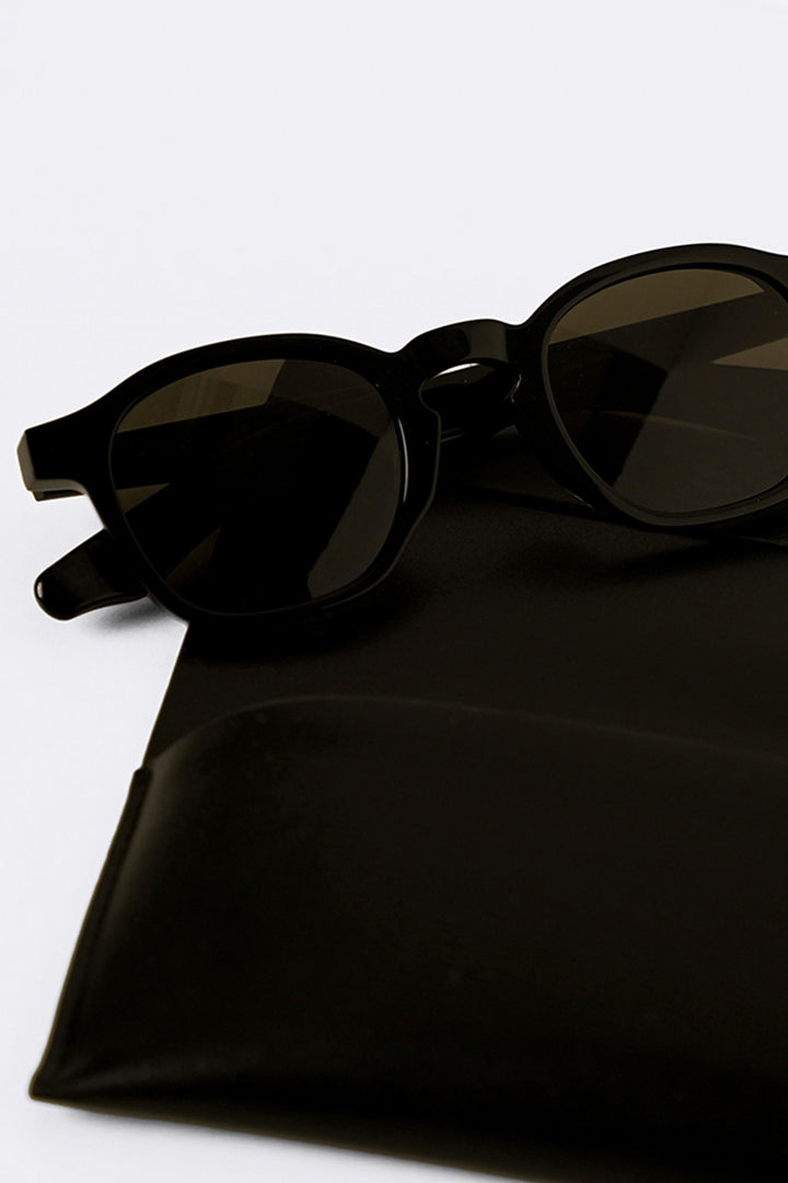 BLACK UNI SUN GLASSES