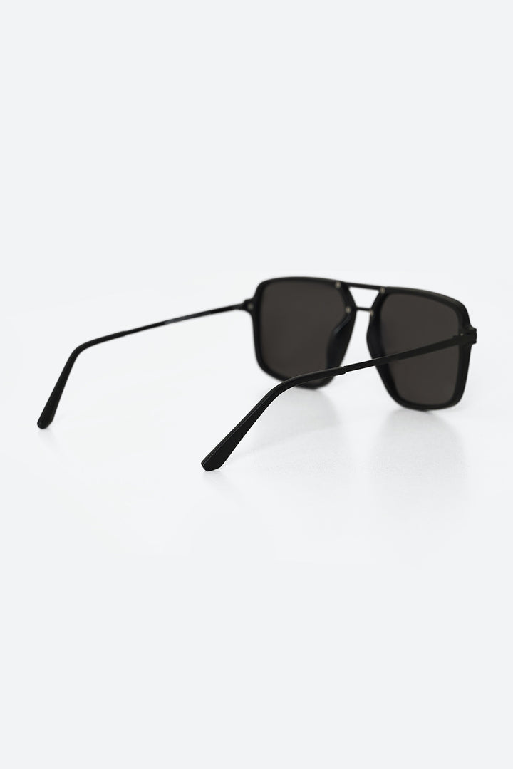 POLAR BLACK