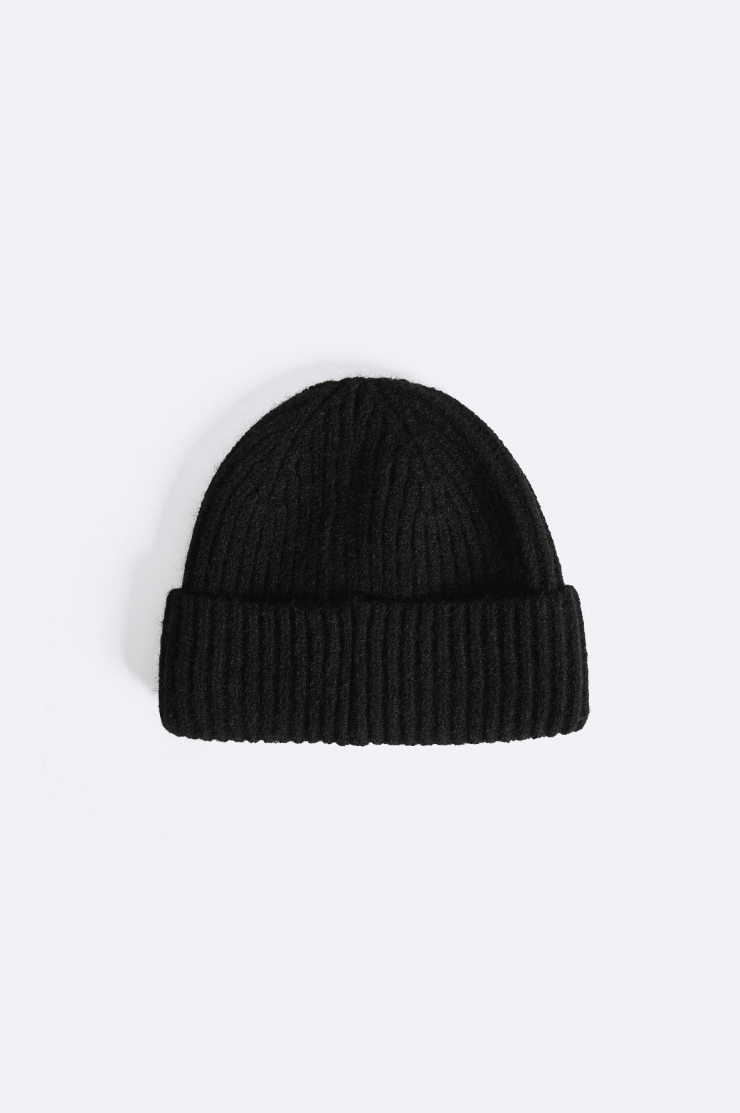 BLACK BEANIE