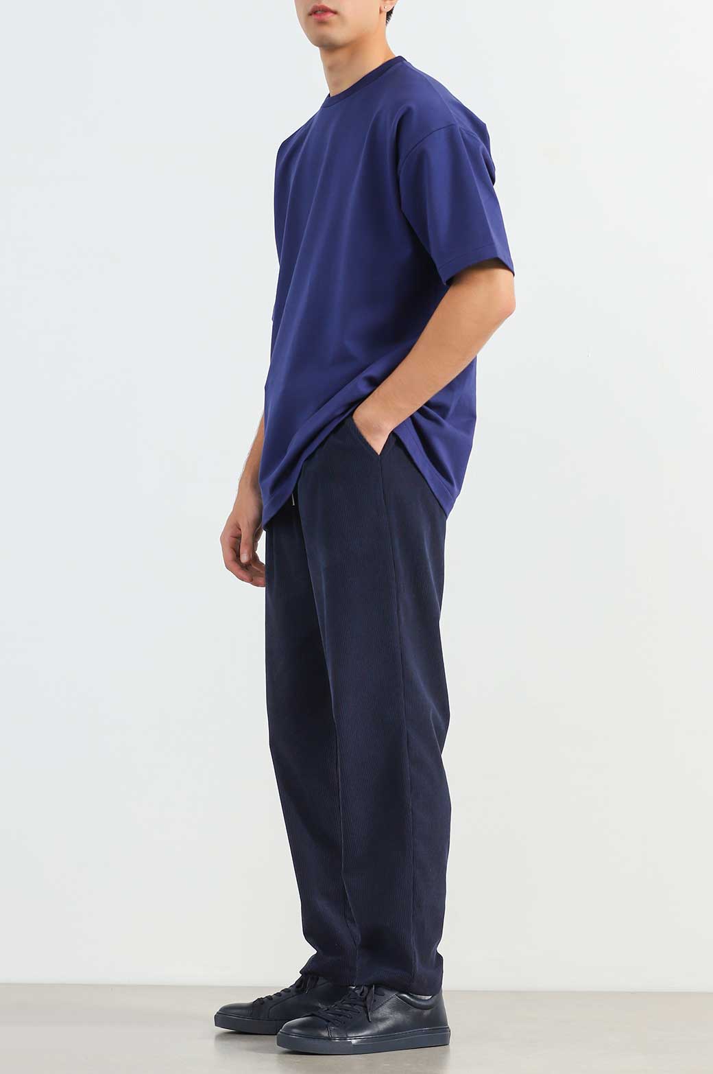 NAVY CORD PANT