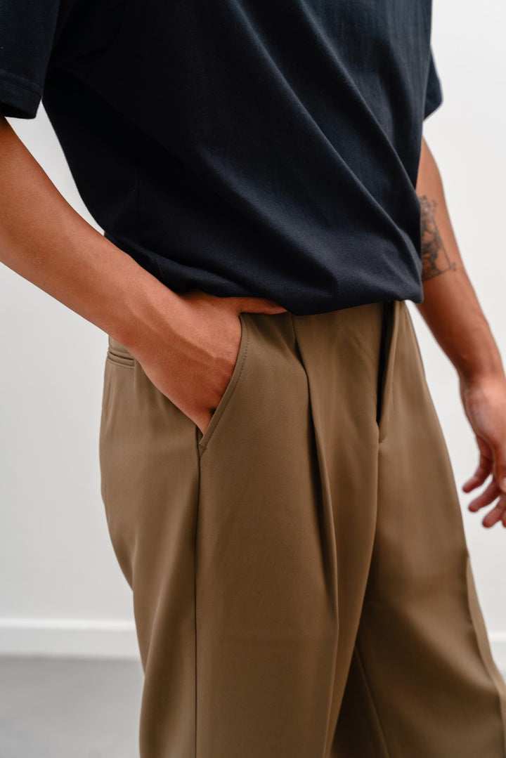 BROWN ADJUSTABLE PANTS