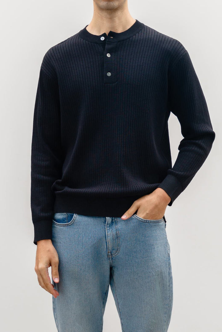 BLACK RIBBED HENLEY