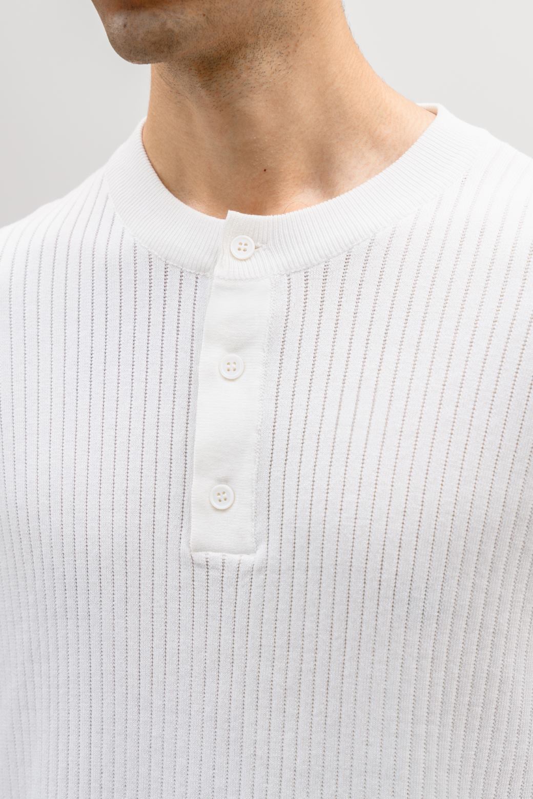 WHITE RIBBED HENLEY