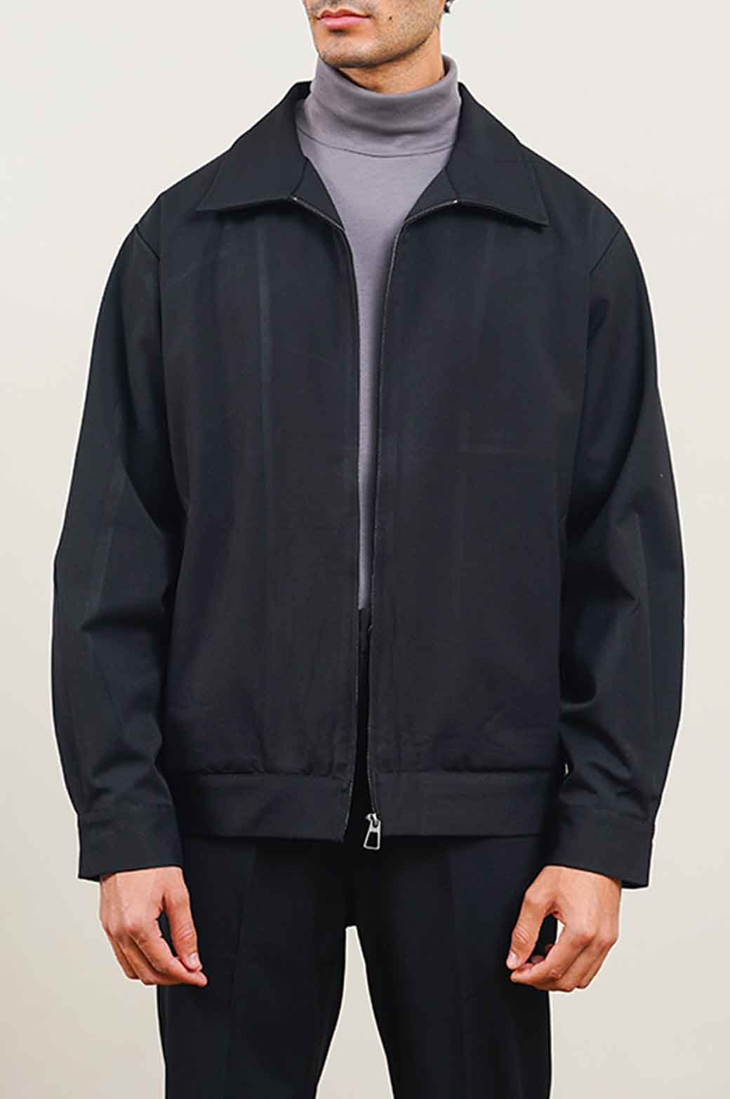 BLACK CLASSIC ZIPPER JACKET