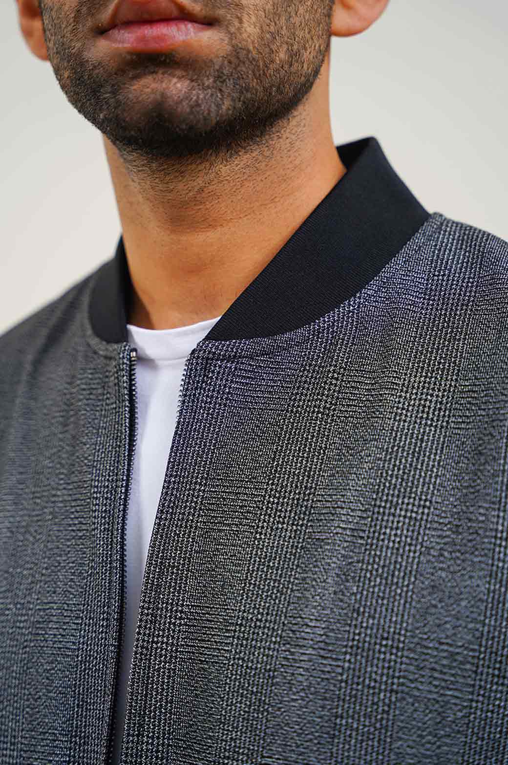 BLACK TEXTURED ZIPPER JACKET