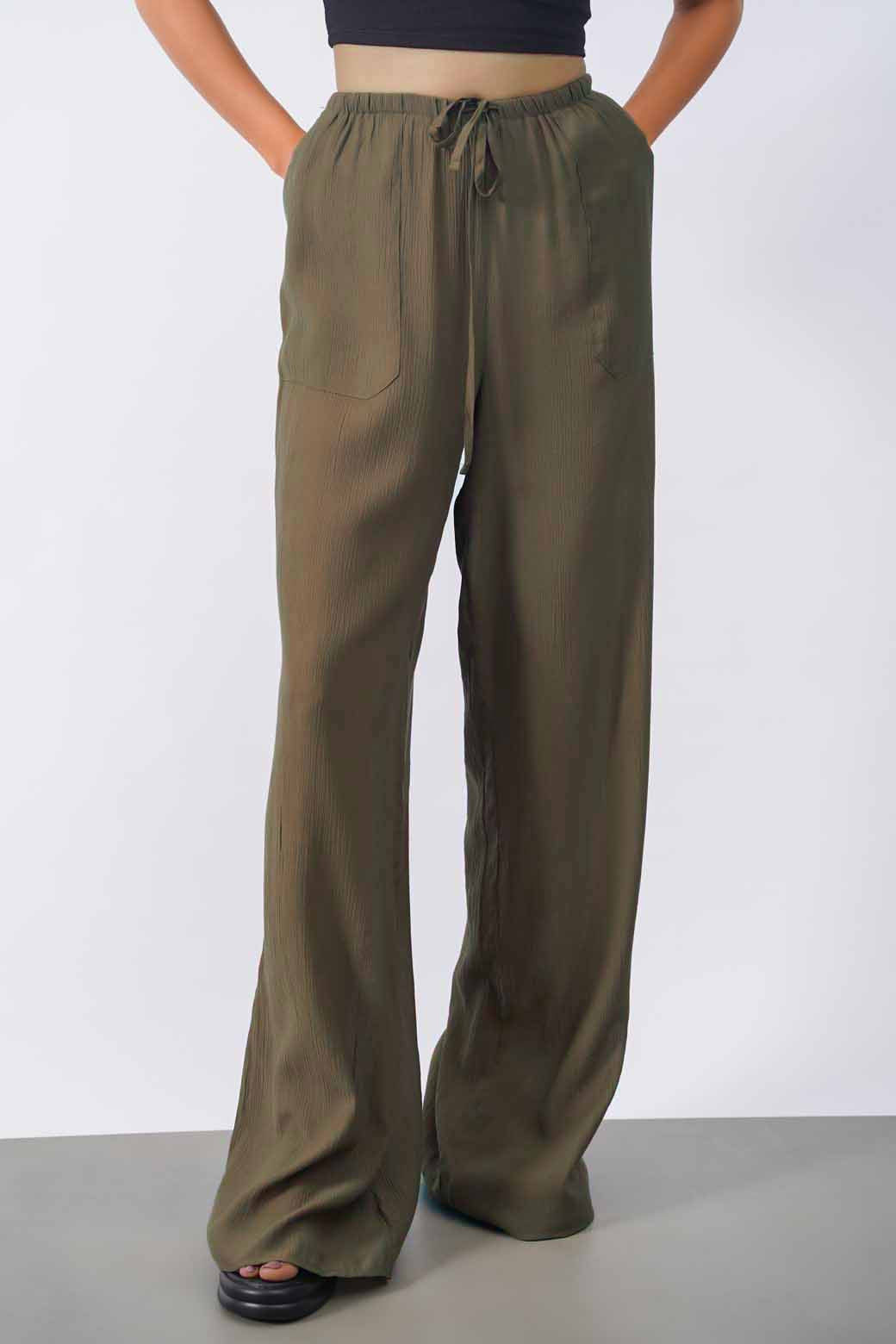 OLIVE EVERYDAY CRINKLE PANTS