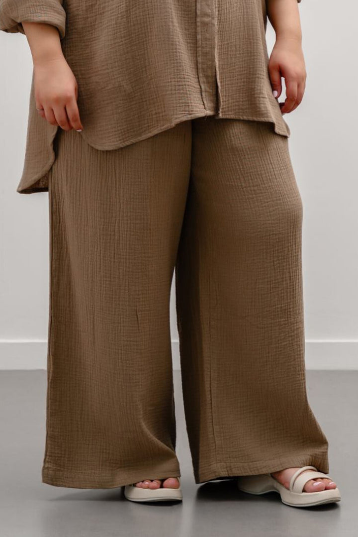 TAUPE CURVE MUSLIN PANTS