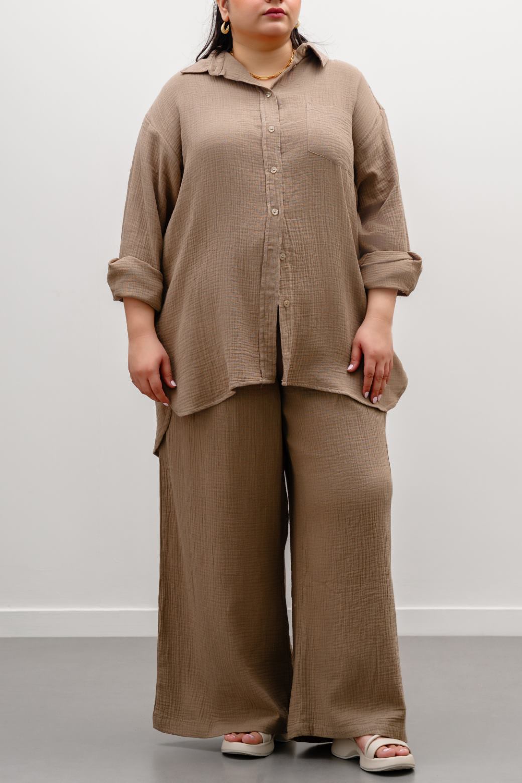 TAUPE CURVE MUSLIN PANTS