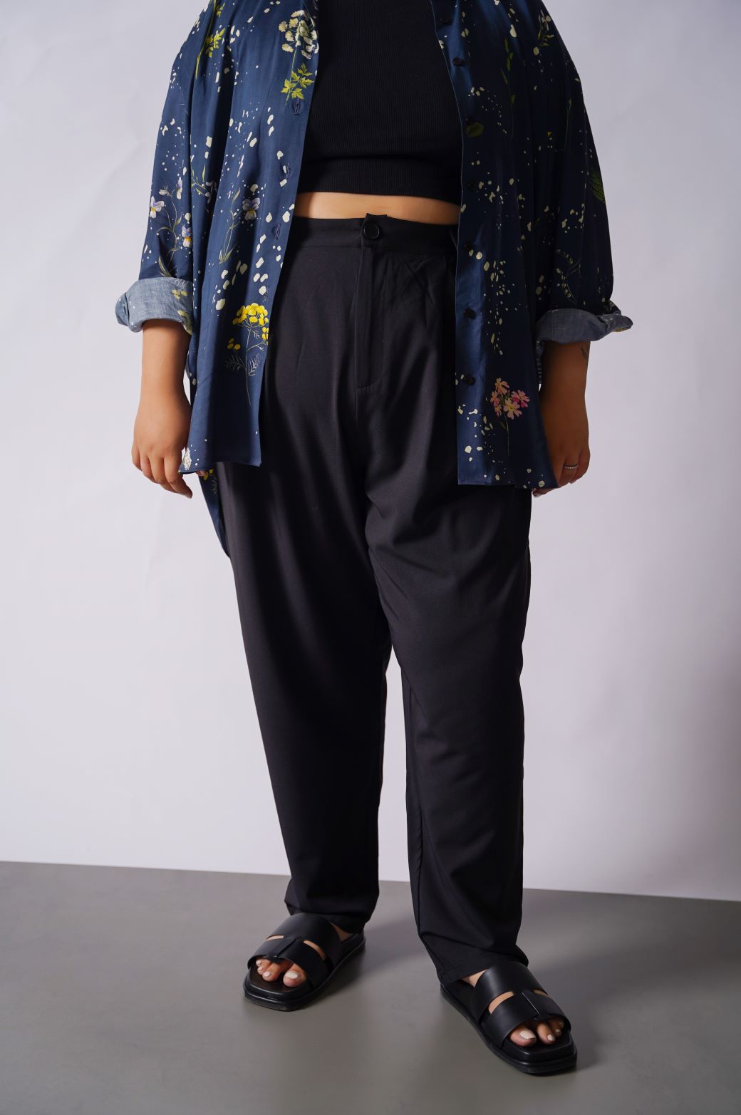 BLACK CURVE SLOUCHY PANTS