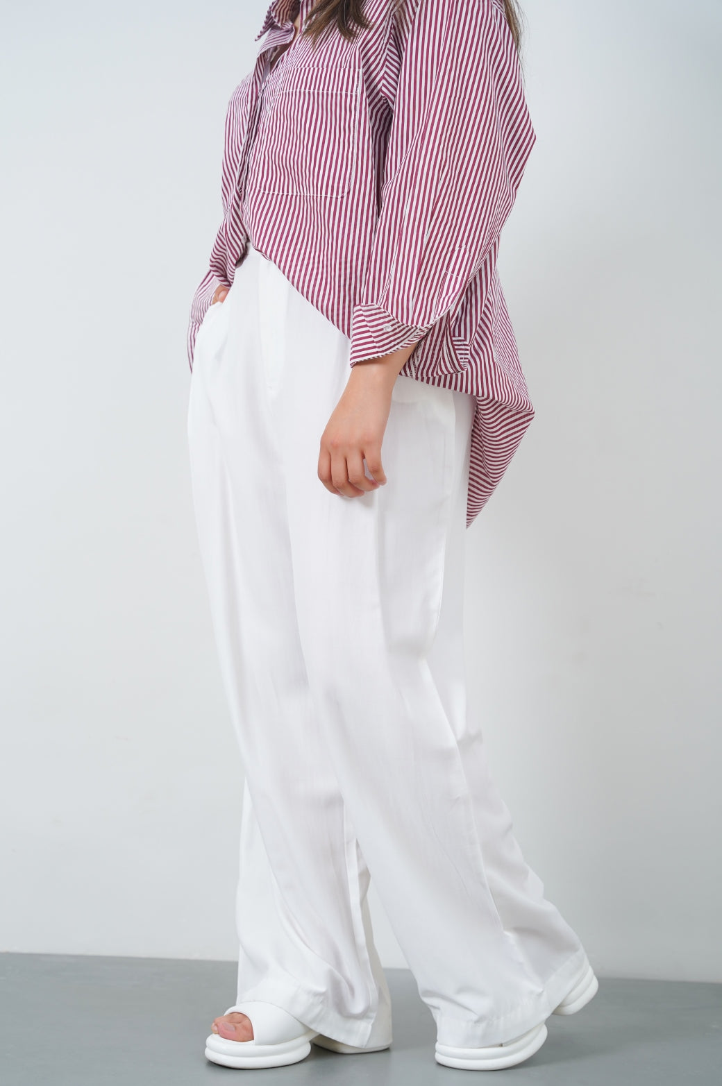 WHITE STONE WASH LONG TROUSER