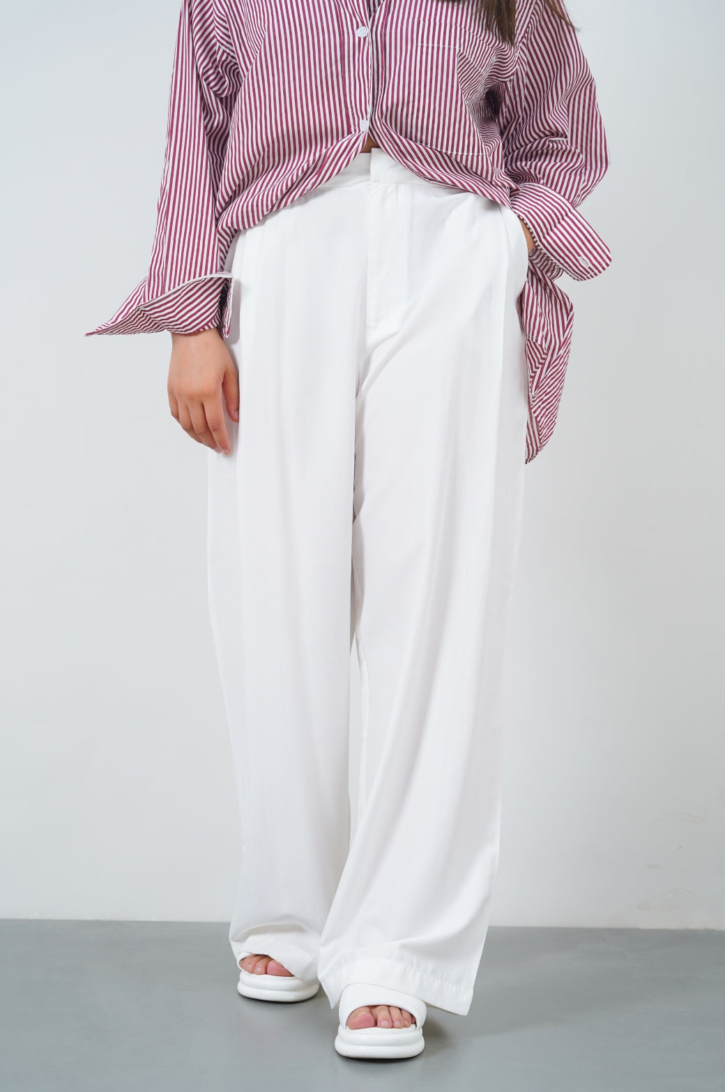 WHITE STONE WASH LONG TROUSER