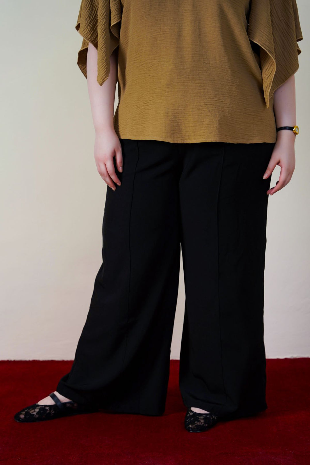 CURVE DRAWSTRING PANTS